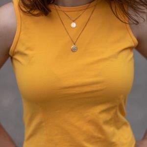 Athleta sleeveless tee